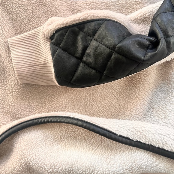 Abercrombie and Fitch asymmetrical snap up fleece small - Picture 13 of 14